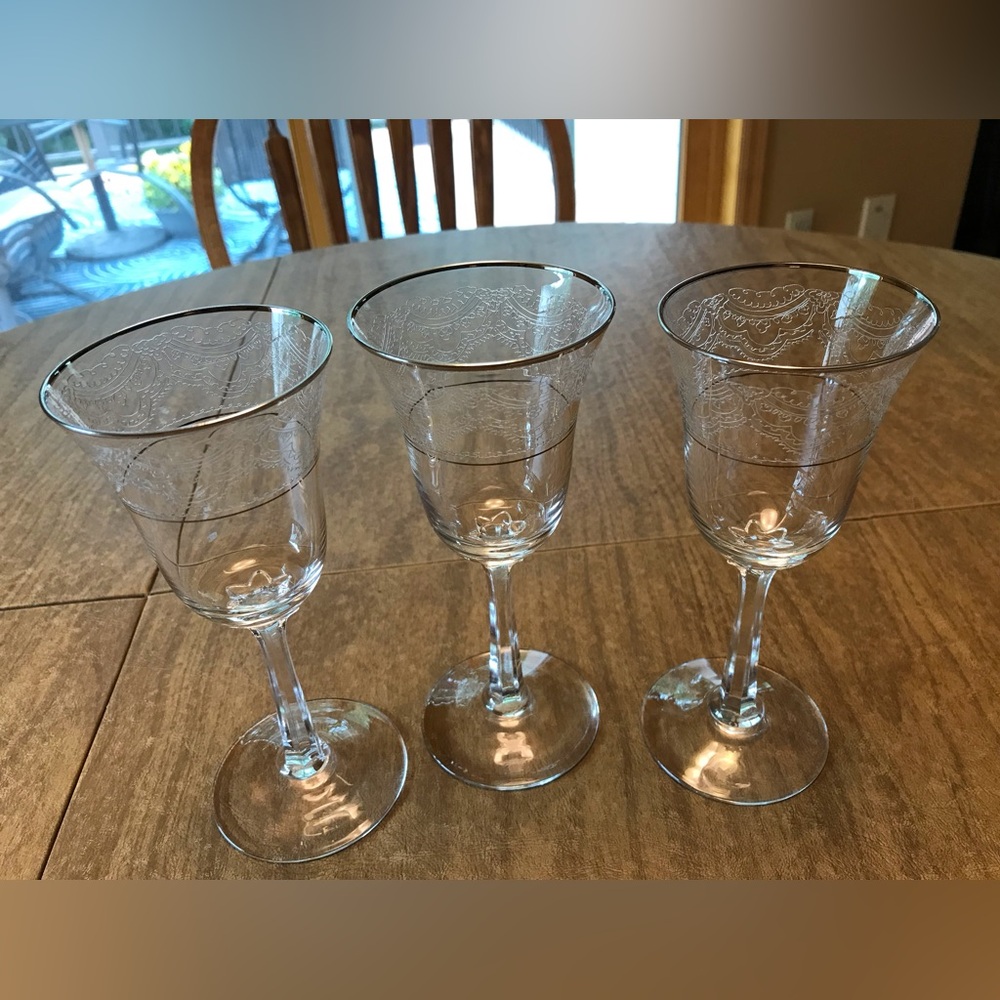Lenox Vintage Etched Wine Glasses - Fair Lady pattern - set of 3 - Like new